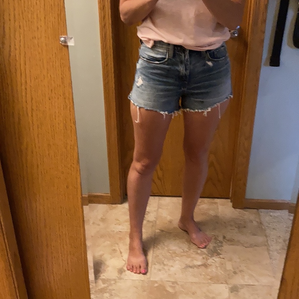 BlankNYC the barrow, cut off shorts, size 26.